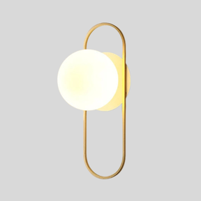 Arandela de Parede com Globo de Vidro Fosco em Metal Dourado G9 9W Bivolt para Sala e Quarto