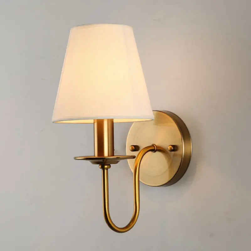 Arandela de Parede em Ferro Cobre com Cúpula de Tecido E14 Bivolt Estilo Europeu para Quarto e Sala