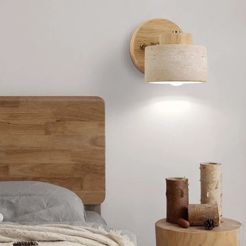 Arandela de Parede em Pedra Travertino e Madeira E27 Bivolt Wabi-Sabi com Inclinação Ajustável para Quarto e Sala