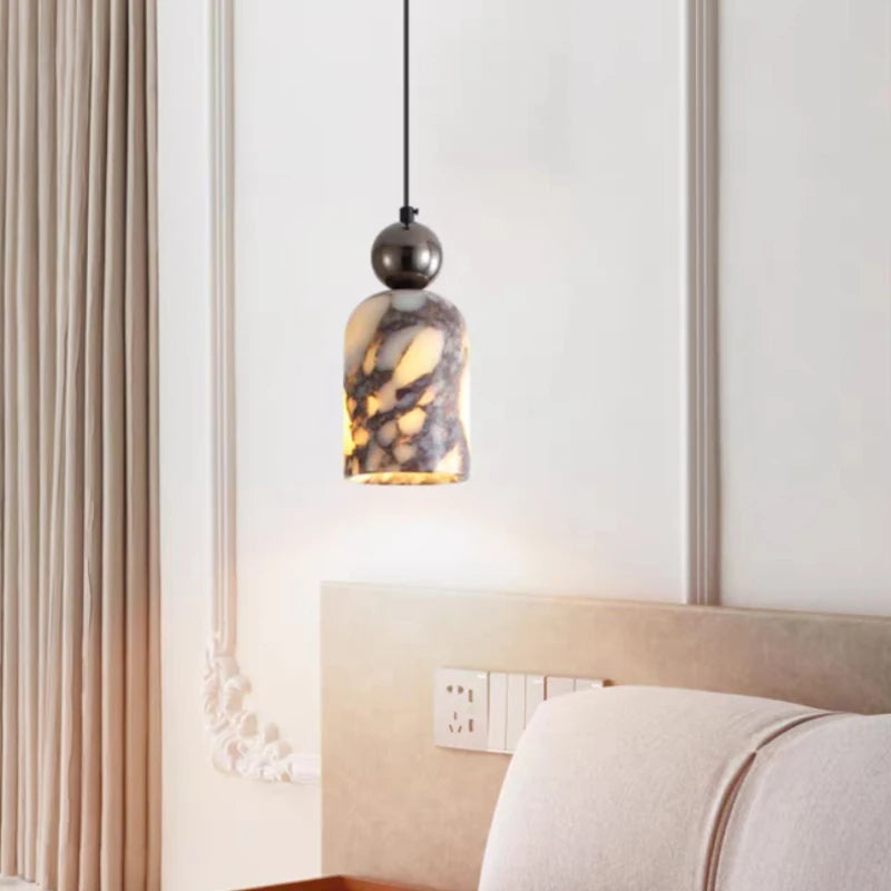 Pendente de Teto em Mármore Natural com Detalhe Esférico E27 Bivolt para Quarto e Sala de Jantar