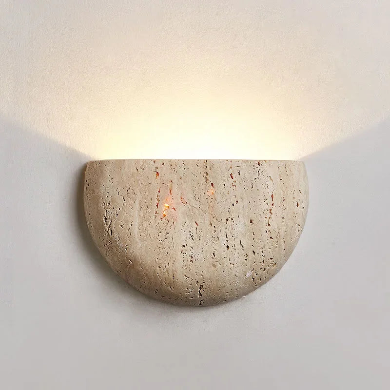 Arandela de Parede em Pedra Travertino Polida G9 Bivolt Wabi-Sabi Japandi 20cm para Quarto e Sala