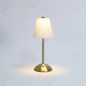 Luminária de Mesa LED Recarregável em Metal – Iluminação Decorativa Portátil para Quarto e Sala