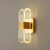 Arandela de Parede em Ferro e Acrílico Dourado LED Integrado Bidirecional 220V para Sala e Quarto