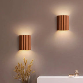 Arandela de Parede Cilíndrica Canelada em Resina G9 Bivolt Bidirecional para Quarto e Sala