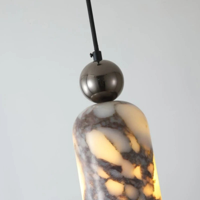 Pendente de Teto em Mármore Natural com Detalhe Esférico E27 Bivolt para Quarto e Sala de Jantar