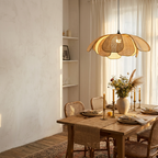 Pendente de Teto Artesanal em Rattan Natural Trançado E27 Bivolt Estilo Flor Oriental para Sala de Jantar e Quarto