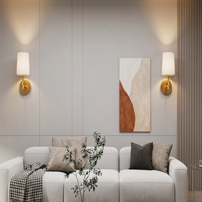 Arandela de Parede Recarregável em Metal com Cúpula de Tecido LED RGB Dimerizável com Controle Remoto para Quarto e Sala