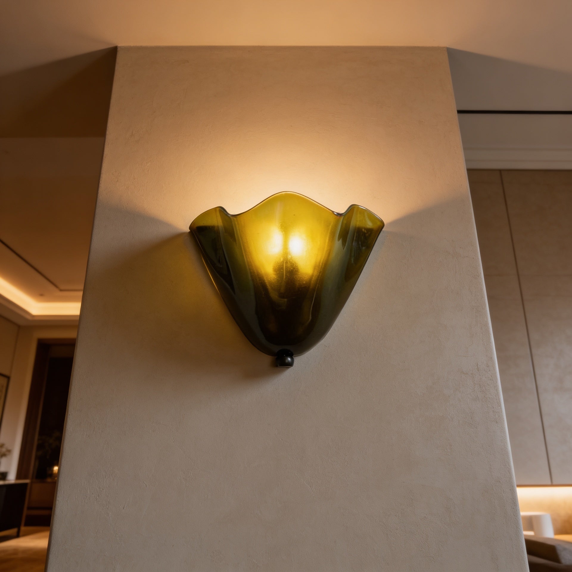 Arandela de Parede em Vidro Colorido Formato Flor E14 Bivolt Estilo Retrô Francês para Quarto e Sala