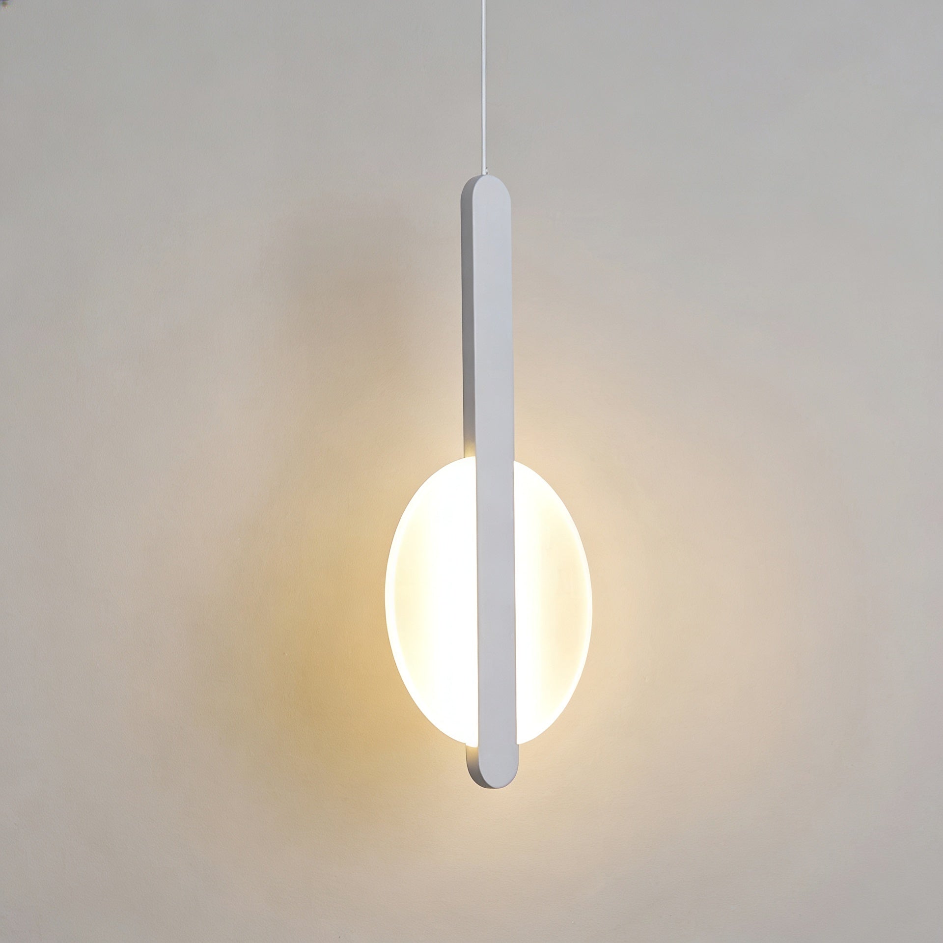 Pendente de Teto em Metal com Globo LED Bivolt Design Minimalista para Quarto e Sala de Jantar