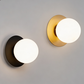 Arandela de Parede Globo em Metal Dourado e Vidro E27 Bivolt para Quarto e Sala de Estar
