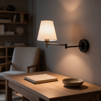 Arandela de Parede Articulada em Metal com Cúpula de Tecido E27 Bivolt Dobrável e Rotativa para Quarto e Escritório
