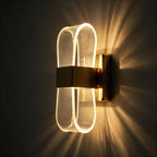 Arandela de Parede em Ferro e Acrílico Dourado LED Integrado Bidirecional 220V para Sala e Quarto